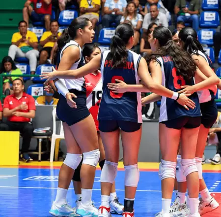 Per� gana 3-0 a Uruguay en el Sudamericano Sub-19 de V�ley 2026