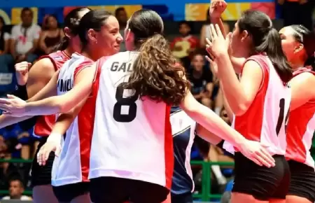 La Bicolor se qued� con el subcampeonato del torneo.