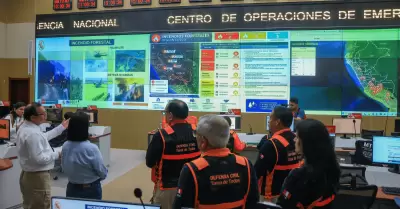 Gobierno brinda apoyo �reo para combatir incendios forestales en Cusco