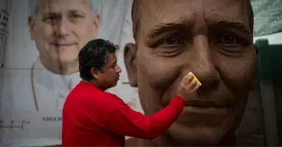 Estatua del papa Le�n XIV