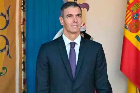 Mandatario recibi� fuerte rechazo en plena fiesta nacional.