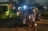 Adolescente le roba el auto a su padre, provoca un accidente en la casa de su vecino y se da a la fuga en Argentina