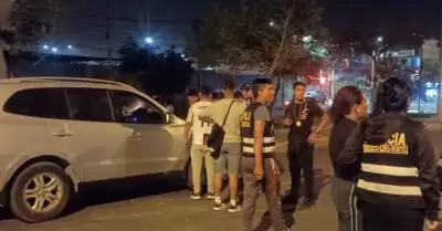 Capturan a sujetos que transportaban drogas en Comas