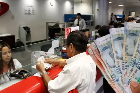 Pago a trabajadores del sector p�blico v�a Banco de la Naci�n.