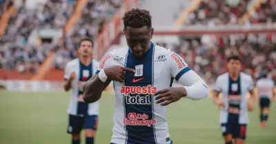 Eryc Castillo dejar�a Alianza Lima