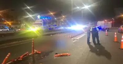 Motociclista muere en tr�gico accidente frente al Mall del Sur