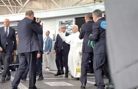 Papa Le�n XIV abandona Policl�nico Gemelli