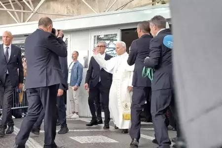 Papa Le�n XIV abandona Policl�nico Gemelli