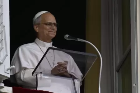 Papa Le�n XIV reaparece en su primer �ngelus luego de operaci�n
