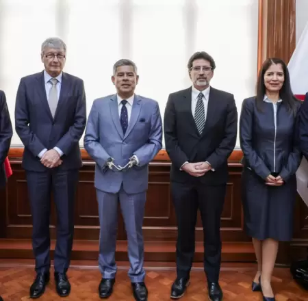 Premier Galarreta y Confiep buscan destrabar proyectos y acelerar la inversi�n p