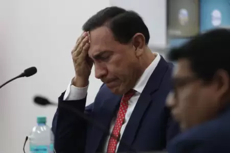 Mart�n Vizcarra se encuentra en UCI
