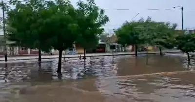 Fuertes lluvias seguir�n azotando Piura durante esta semana.