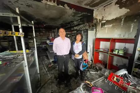 Comerciante organiza pollada para recuperar su negocio.
