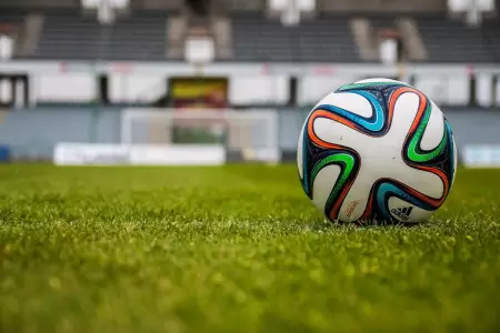 Bal�n de f�tbol.