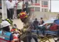 Dos j�venes quedan atrapados tras choque entre veh�culos frente a la Universidad Nacional de Trujillo