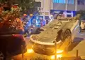 Jes�s Mar�a: violento choque entre dos autos deja heridos a conductores y termina con veh�culo volcado