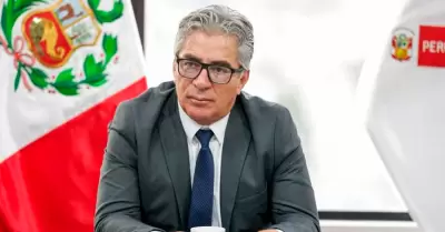 Arnillas: 15 proyectos de ley para destrabar agua y desag�e.
