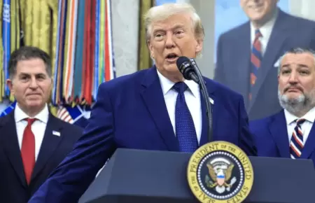 Donald Trump afirma que tiene derecho a un tercer mandato presidencial