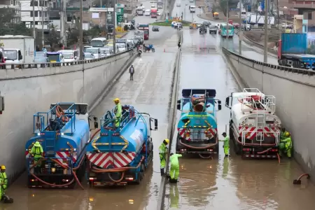 Lluvias vuelven a inundar bypass de Pachac�tec