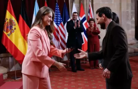 Messi recibe premio en Espa�a