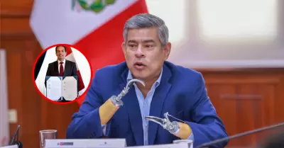 Premier Galarreta respalda firmas de aut�grafa de ley de facultades.