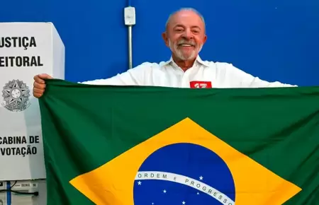 Luiz In�cio Lula da Silva participa en segunda vuelta electoral en Brasil