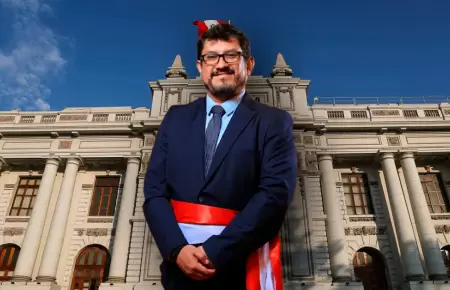 Congreso cita al ministro por puentes deteriorados.