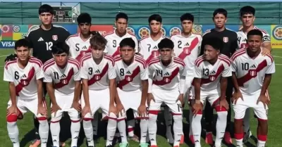 Per� cae 4-3 a Italia en penales en los 16avos de final del Mundial Sub 15