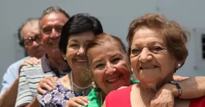Aument� el envejecimiento en regi�n Lima, seg�n el INEI.