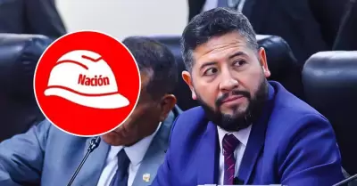 C�sar Holgu�n Loaiza presenta su renuncia a la vocer�a de su partido.