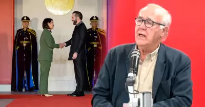 Excongresista cuestiona comitiva que viaj� a El Salvador.