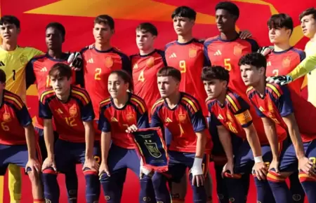 Espa�a golea 3-0 a Rep�blica Checa y se proclama campe�n del Mundial Sub 15