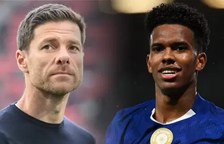 Xabi Alonso afirma que Est�v�o jugar�.